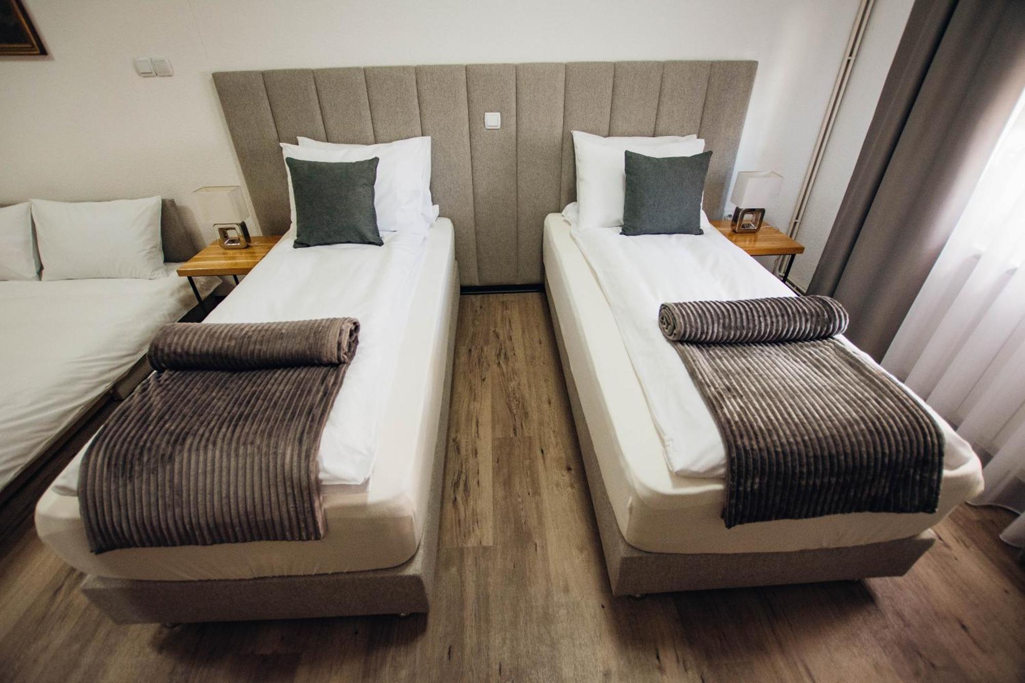 Urban Studio Apartments สตรูมิตซา ภายนอก รูปภาพ