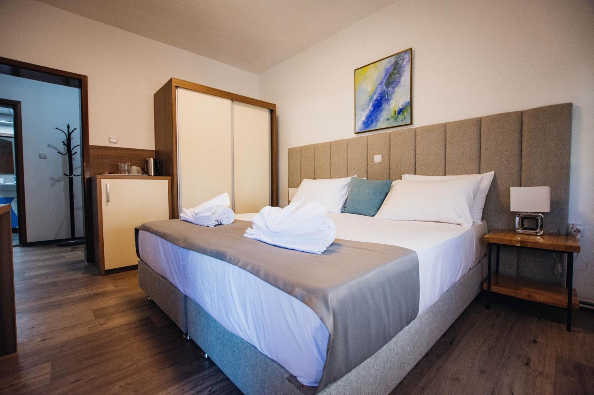 Urban Studio Apartments สตรูมิตซา ภายนอก รูปภาพ