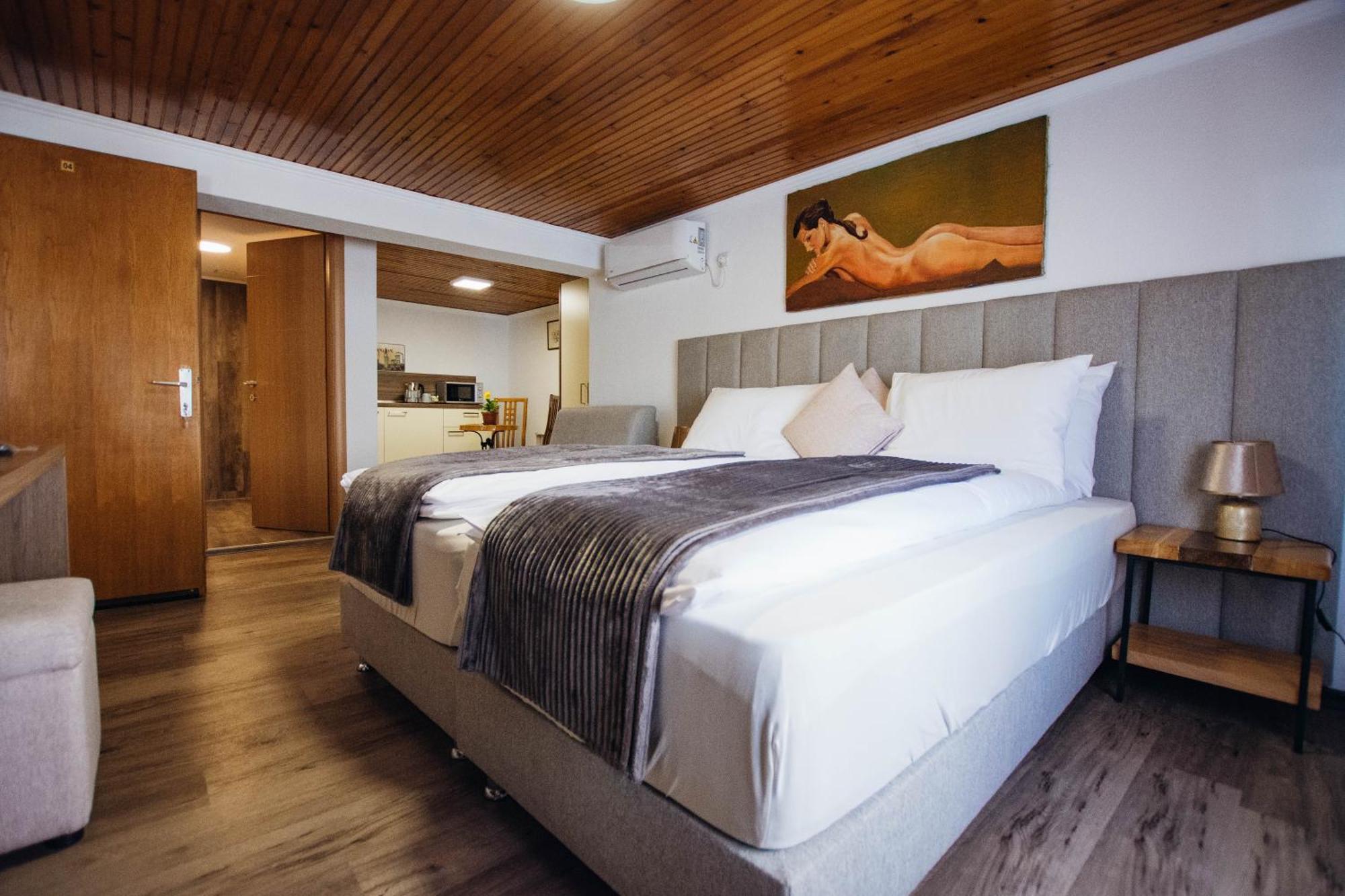 Urban Studio Apartments สตรูมิตซา ภายนอก รูปภาพ