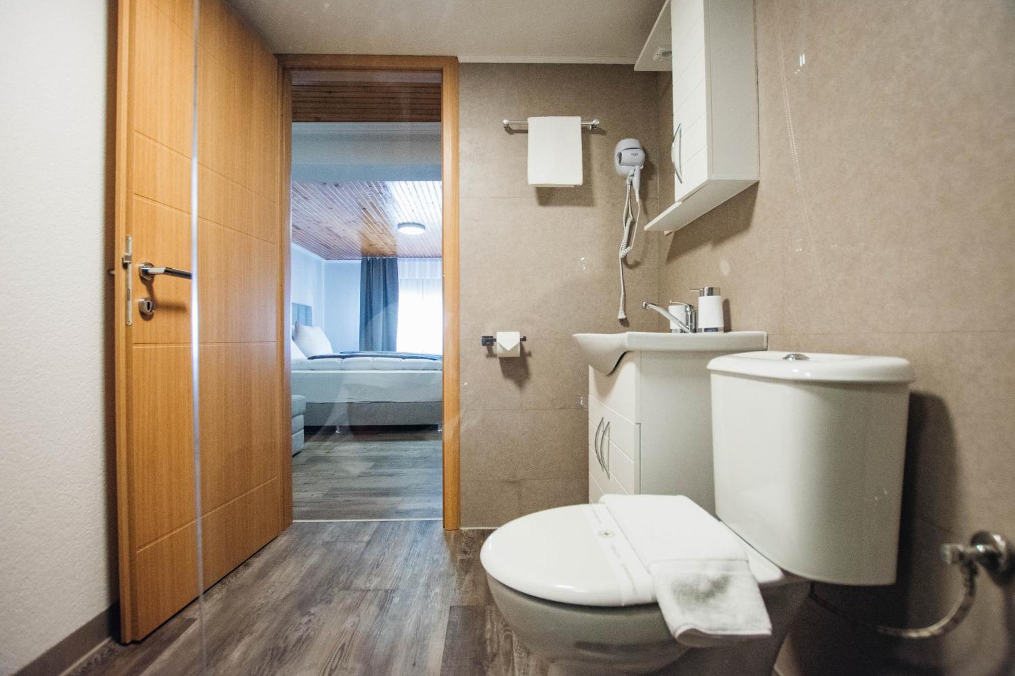 Urban Studio Apartments สตรูมิตซา ภายนอก รูปภาพ