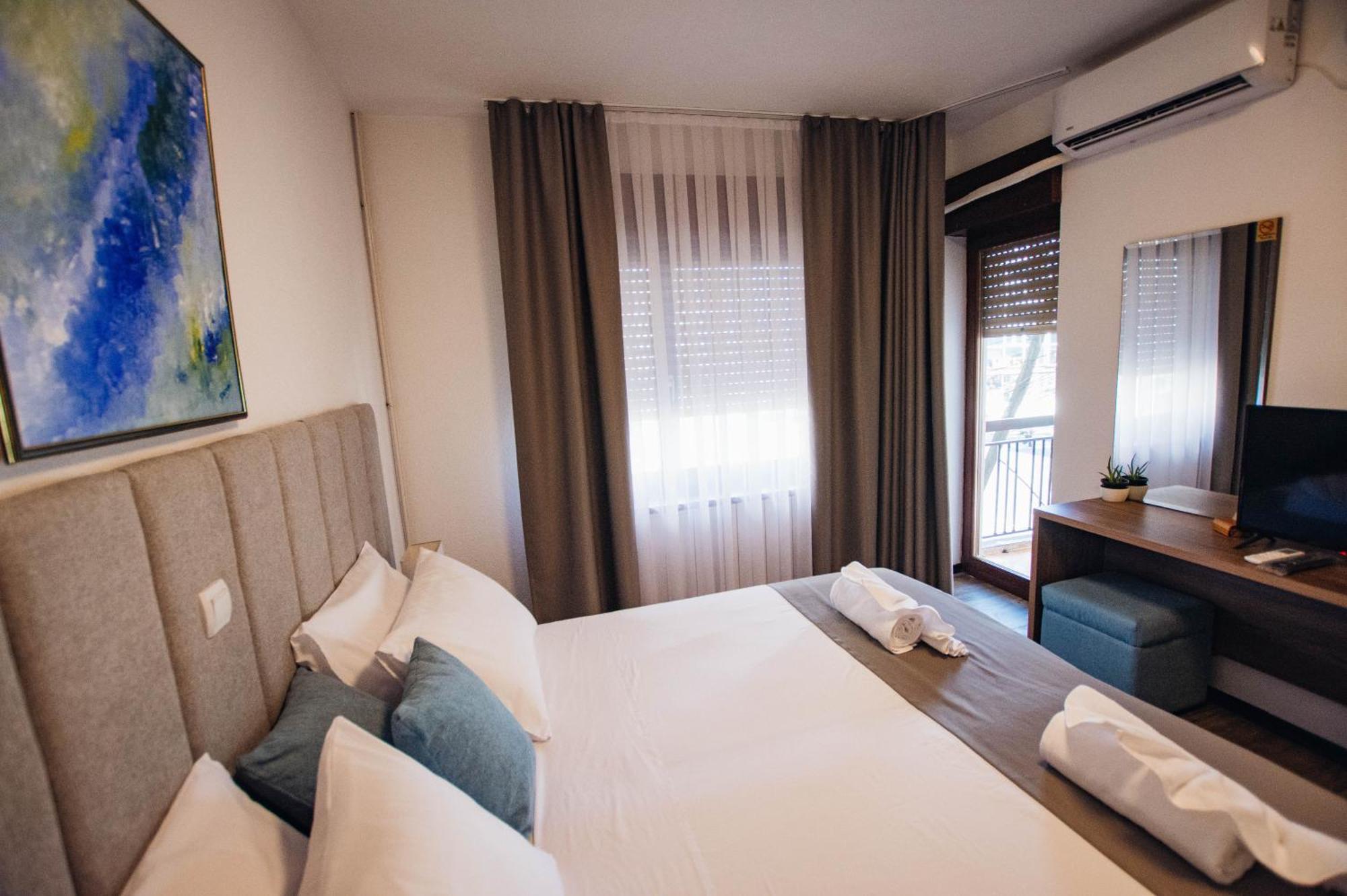 Urban Studio Apartments สตรูมิตซา ภายนอก รูปภาพ