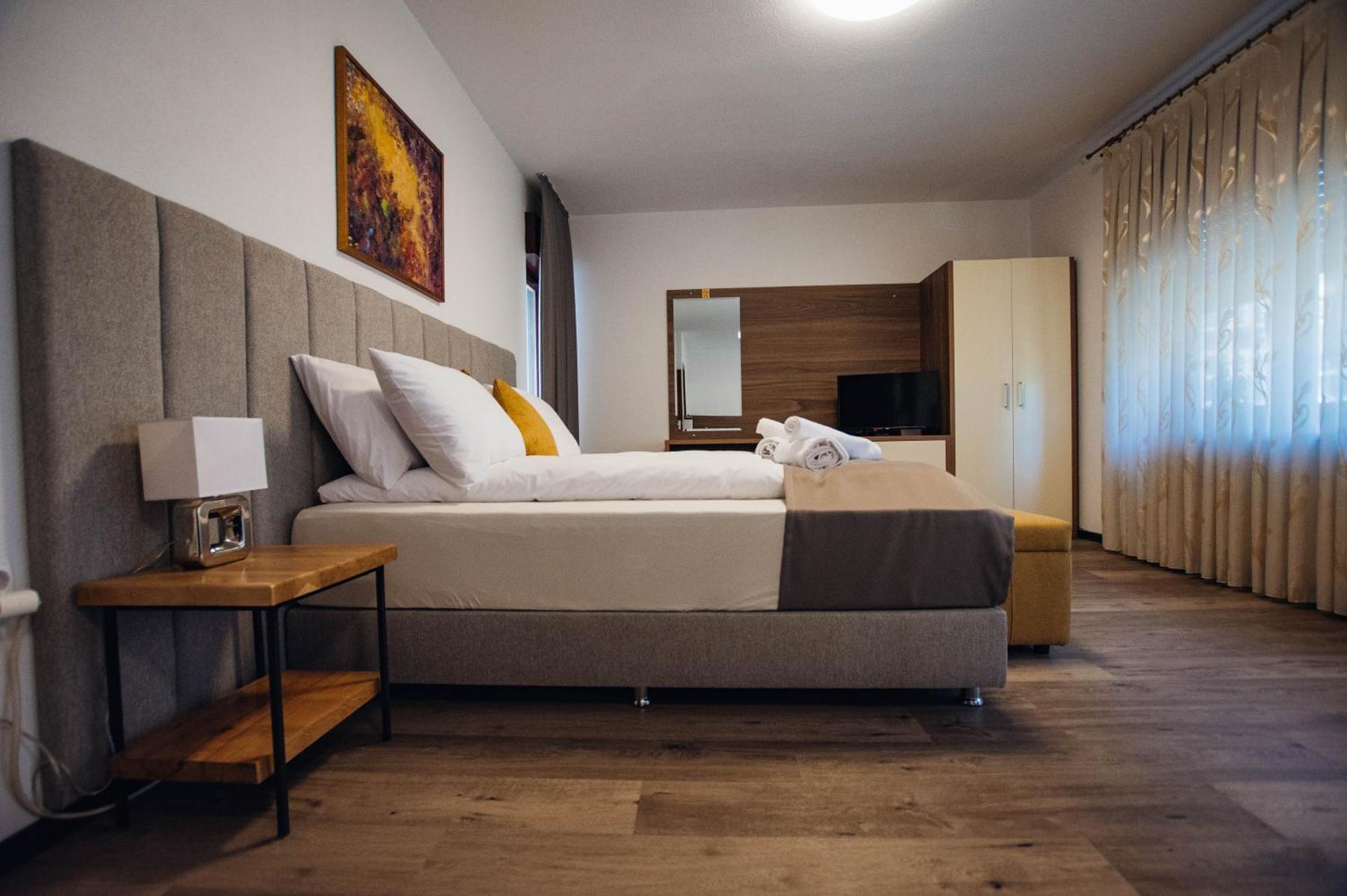 Urban Studio Apartments สตรูมิตซา ภายนอก รูปภาพ